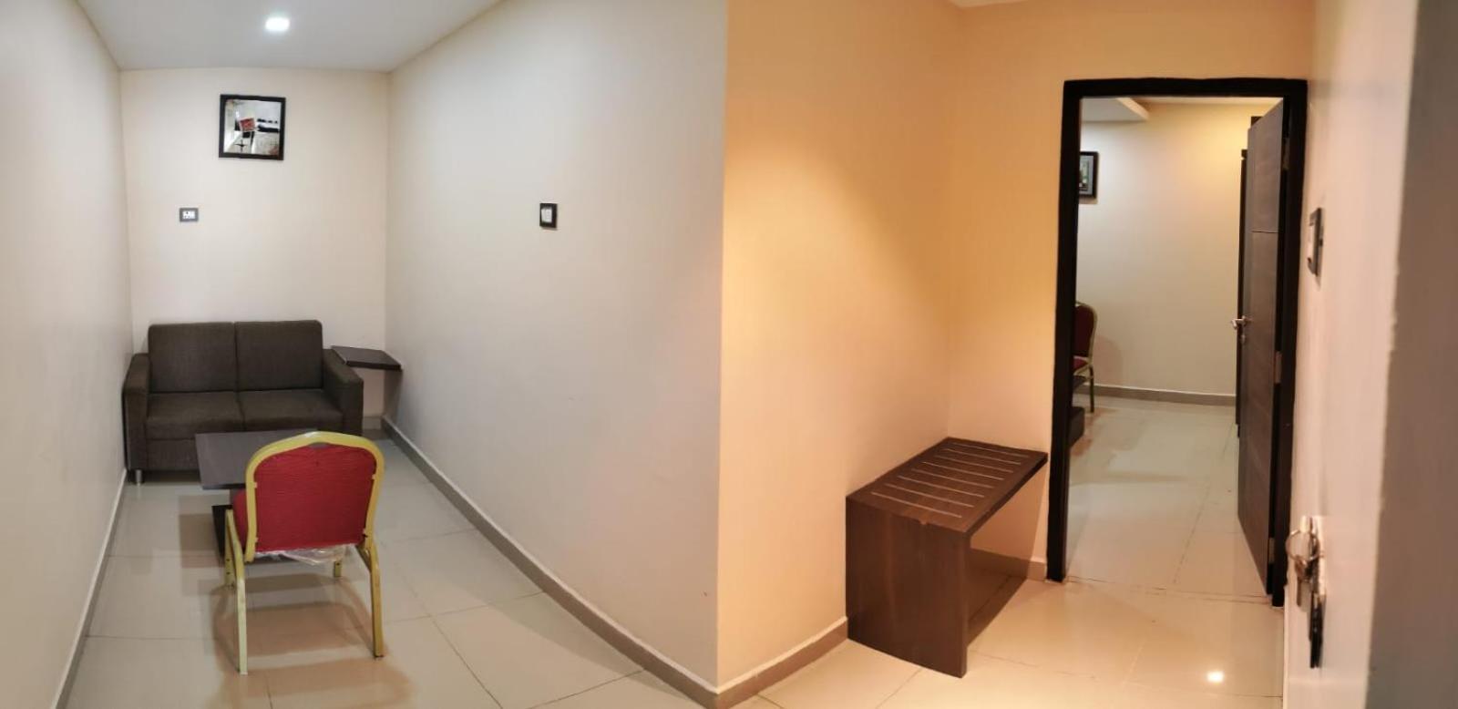 Hotel Sami V Landmarks Arantangi Екстер'єр фото